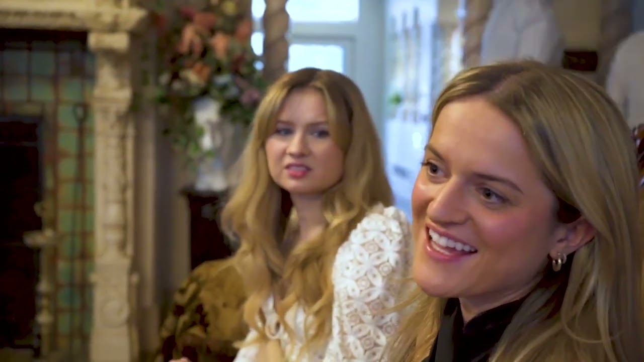 Miniature de la vidéo Lucy and Daniel's Wedding Video Official Trailer du film Lucy & Daniel's Wedding Video