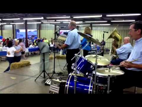 RED APPLE POLKA ~ Garys Ridgeland Dutchmen http://GarysRD.c