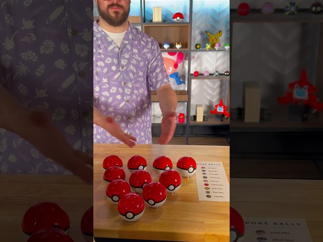 Vídeo relacionado con Pokémon Pikachu Poké Ball Icon Trainer Camiseta - Negro - X-Large