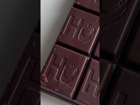 100+ Dairy Free Chocolates ➡️ milkfreemom.com/dairy-free-chocolate        #dairyfree