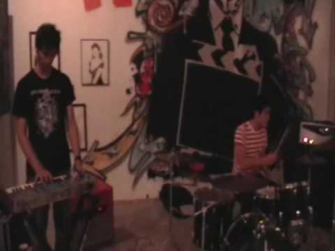 Grandpire - Untitled New Song - Live @ Werewolf Exhibition Party 09/19/2009