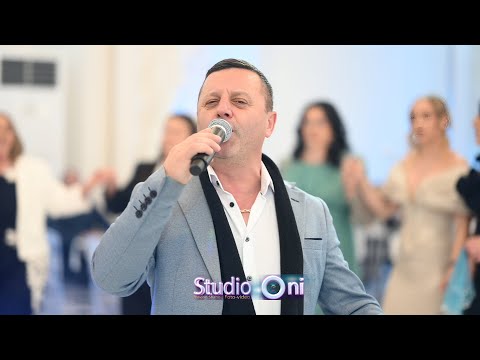 "Po vijne emigrantët" "Juli Tollozhina"