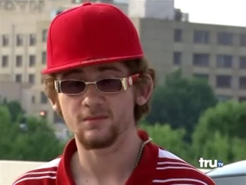 Bait Car: Real Gangsta OG can't drive, still decides to steal a car