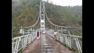 preview picture of video 'Singshore Bridge, second highest suspension bridge in Asia'