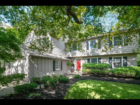 Cherry Hill NJ Home For Sale. 114 Nantucket Dr. Barclay Farm.