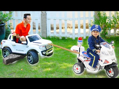 Suri Kid Cop LOCKED UP Auntie in Pretend Jail Toy