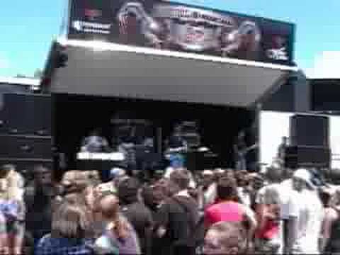 Love Me Electric - I'll Count To Four @ Warped Tour 2008