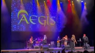 Sinta-Aegis Singalong with Fans in Canada