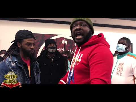 Melman vs King Animal