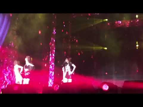 BLACKPINK Los Angeles “Play With Fire” 190417