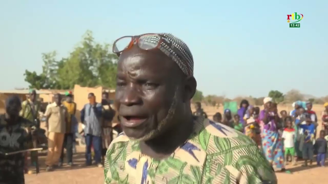 Une semaine à Mané : zoom sur la troupe de danse Yarma dans le village de Tanlallé
