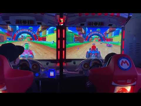 Mario kart arcade gp dx at dave and busters part 1