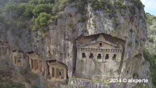 preview picture of video 'Türkei - Felsengräber von Kaunos, Turkey - The rock tombs of kaunos,Türkiye - Dalyan Kaunos ve'