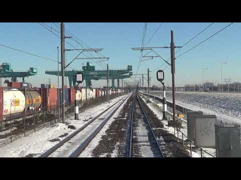 Cabinerit Vectron door de sneeuw: Botlek - Emmerich (2021)