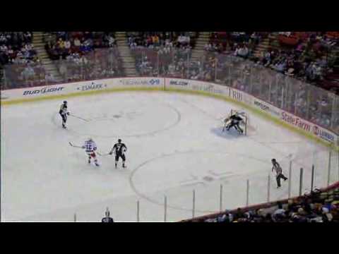 Chris Drury No Look Backhand Pass to Dubinsky 2/12/2010