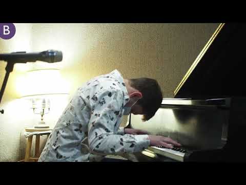 Joe Block Trio playing Come Sunday