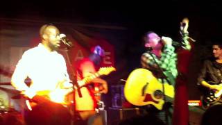 Cris Cab ft Wyclef - Put In Work (Live)