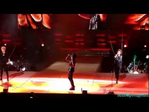 110820 SHINee 1st Concert in Nanjing - Amigo