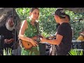 Jake Shimabukuro SURPRISES Taimane — Epic “Bodysurfing” Duet at 2025 Ukulele Festival 🌊🎶