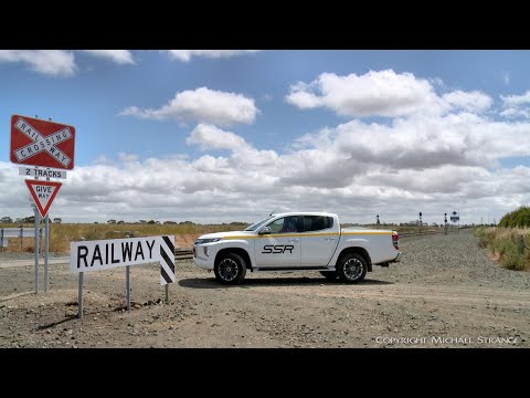 Southern Shorthaul Railroad Mitsubishi Triton Utility Vehicle (10/12/2021) - PoathTV