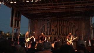 Blackberry Smoke Workin' for a Workin Man