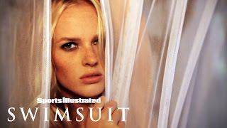 Anne V Fools Around In Bed & Puts On A Sexy Show | Intimates | Sports Illustrated Swimsuit Anne V Fools Around In Bed & Puts On A Sexy Show | Intimates | Sports Illustrated Swimsuit