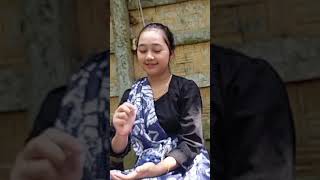 Download lagu PESONA NENG SARTI BADUY 💚#sukubaduy #baduyluar #nengsarti #viral #trending #shorts mp3