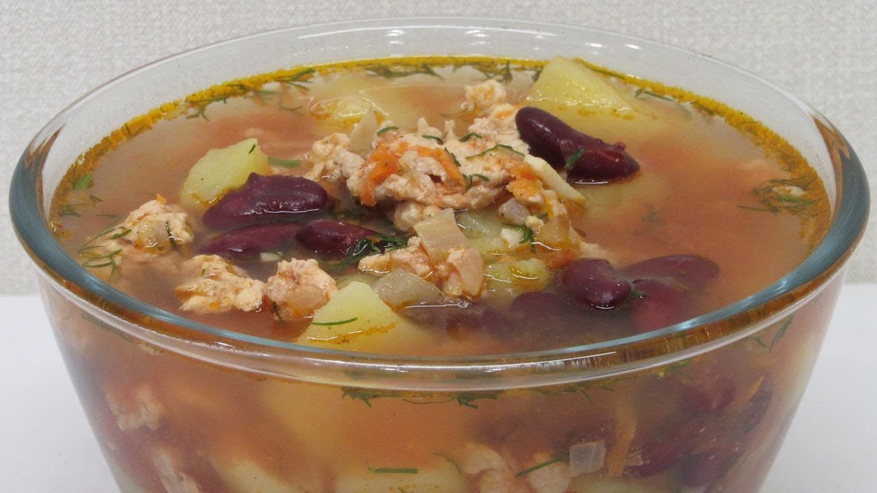 Суп с фаршем и фасолью - вы полюбите его с первой ложки.