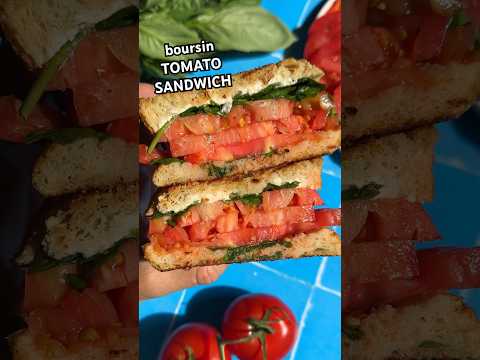 I eat this sandwich EVERY SINGLE DAY of tomato season 🍅