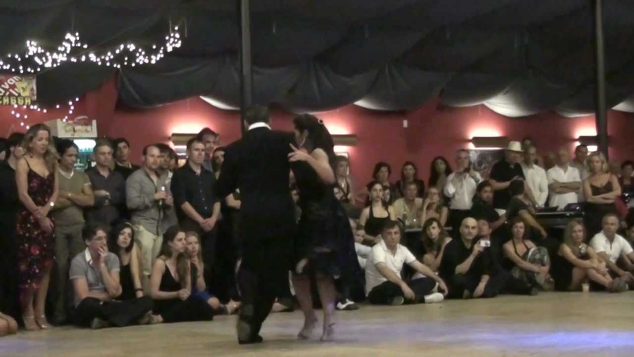 Natalia Ochoa y Pancho Martínez Pey - "Pobre Flor"