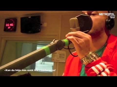 Avsnitt 12: Cakeboy kör "Make It" live - Kärleksattackens webbteve