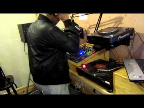DJ Moses Midas cuts up Wiz khalifa - Roll up live on Radio Cardiff 98.7FM