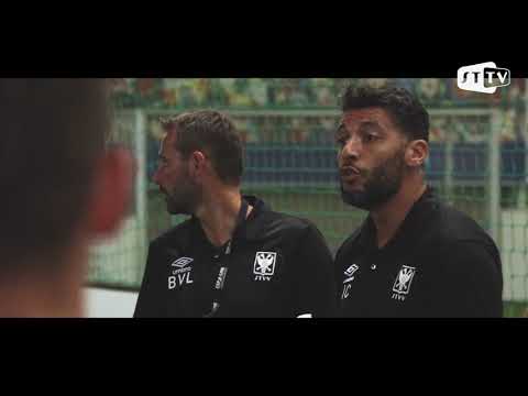 Indoor training before KAS Eupen - STVV