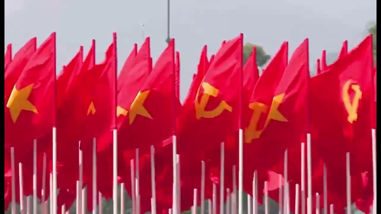 TIẾT MỤC: TỔ QUỐC TRONG ÁNH MẶT TRỜI