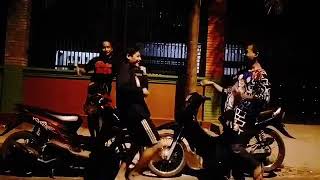 Download lagu GOYANG HOLIDAY cocok buat story WA mp3 Download lagu GOYANG HOLIDAY cocok buat story WA mp3