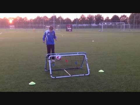 Talent Helmond Sport/VVV oefent op Crazy Catch
