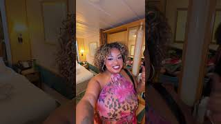 curlyheadsierraaaNight 2 of my solo cruise! 🫶🏽🛳️ #cruise #makeup #cruiseship #cruisetour #fashion