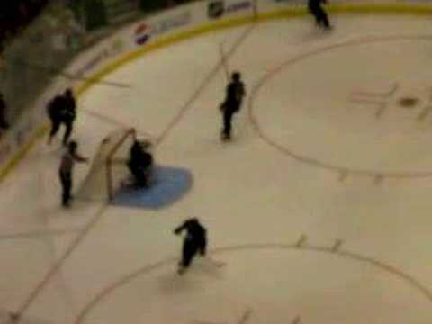 flames score on breakaway