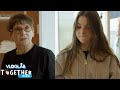 Chloé steelt iets uit de winkel ?