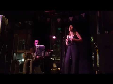 Noche de tango con Florencia Dupuy de Lome