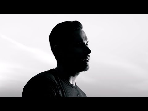 Randi - Ochii Aia Verzi | Official Video