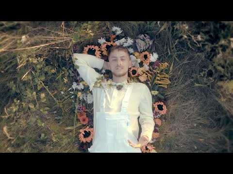 Finn Foxell - Slow Kisses (Official Video)