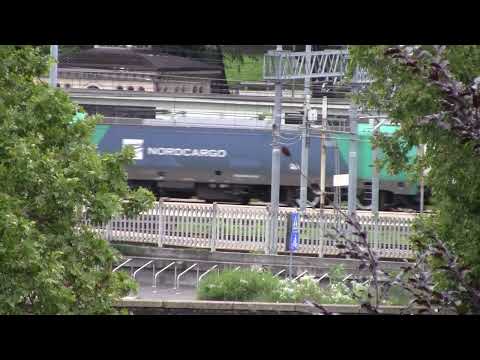 E189+E483 NordCargo con merci (26 carri) - Monza 08/07/2014