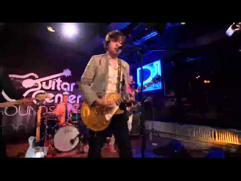 The Artie Lange Show -- Valley Lodge Perform "Sweet Elizabeth"