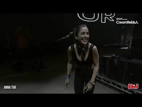 Anna Tur played "Hollen - Anonymous" at Creamfields 2021