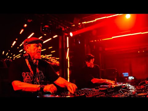 Ben Sims B2B Oscar Mulero - Fabrik - Madrid (15-11-25)