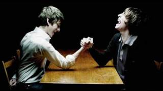 The Last Shadow Puppets - Two Hearts In Two Weeks - [With Lyrics]