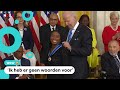Turnster Simone Biles krijgt ere medaille van president