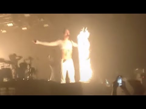 Måneskin - GASOLINE (Live in Vitrifrigo Arena @ Italy 23/02/2023) with fire!