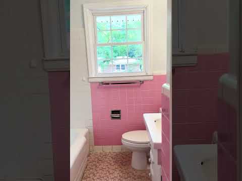Charming 3 bed, 2 bath on Corner Lot in Old Pooler property video